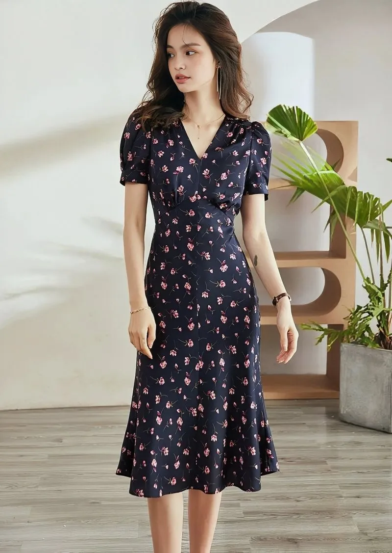 PATTERNED SLIM SATIN DRESS